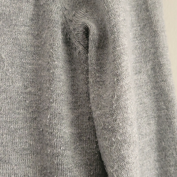 Buffalo Sweater Size Small - Picture 5 of 6